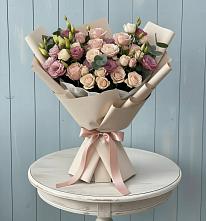 Букет цветов из:  Розы и Лизиантусы в Зубцове