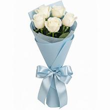 Букет 5 Белых роз Проуд в Зубцове