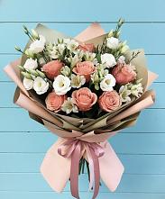 Букет цветов из:  Розы, Альстромерии и Лизиантусы в Зубцове