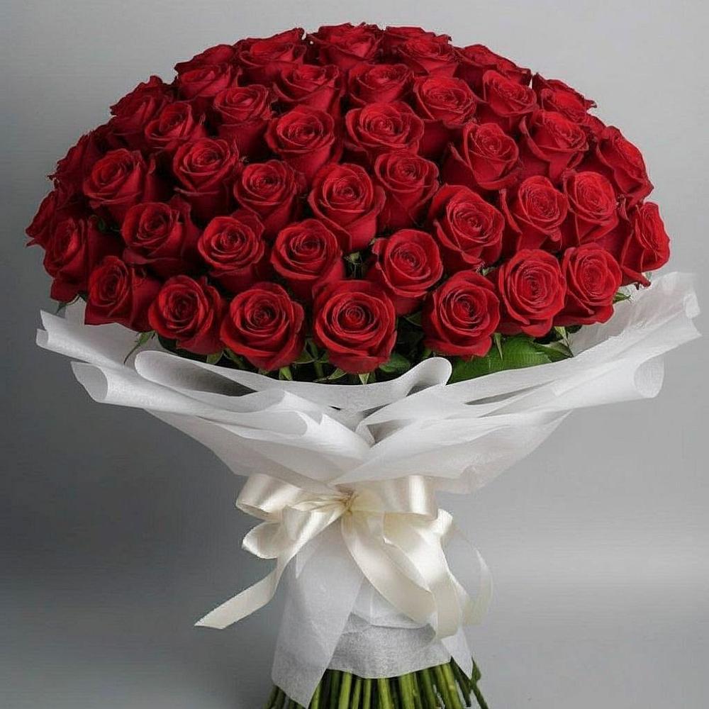 Букет 101 Красная роза Блэк Мэджик в Зубцове