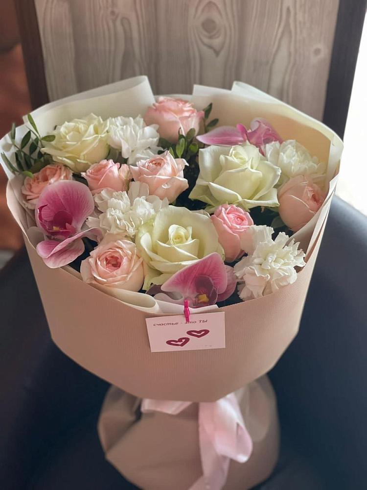 Букет цветов из: Орхидеи, Розы и Гвоздики в Зубцове