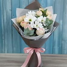 Букет цветов из:  Хризантемы и Розы в Зубцове