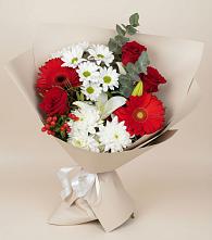 Букет цветов из:  Розы, Хризантемы, Герберы и Лилии в Зубцове