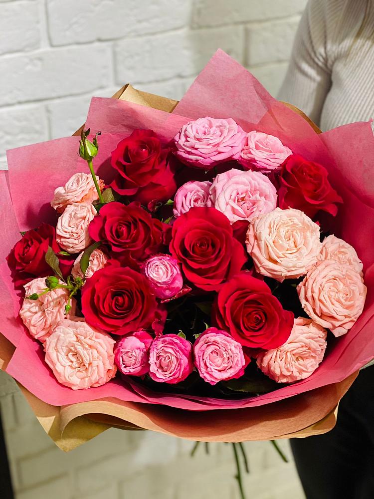 Букет цветов из: Розы в Зубцове