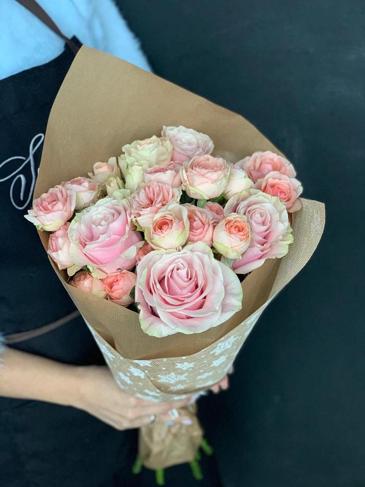 Букет цветов из: Хризантемы и Розы в Зубцове