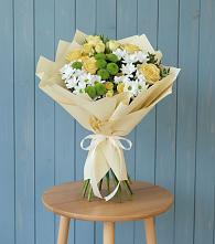 Букет цветов из:  Хризантемы и Розы в Зубцове