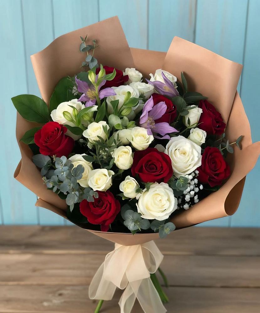 Букет цветов из: Розы и Альстромерии в Зубцове