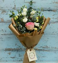 Букет цветов из:  Розы и Лизиантусы в Зубцове