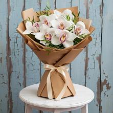 Букет цветов из:  Орхидеи и Розы #REPLACE_PRED# Зубцове