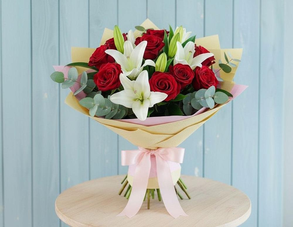 Букет цветов из: Лилии и Розы в Зубцове